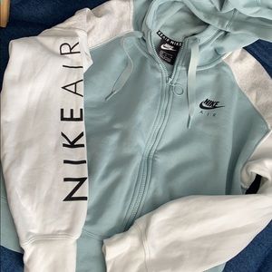 Nike sweatsuit